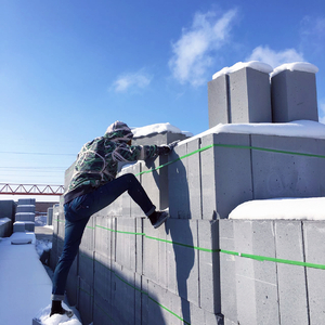 娇小白嫩的×XXx性英
